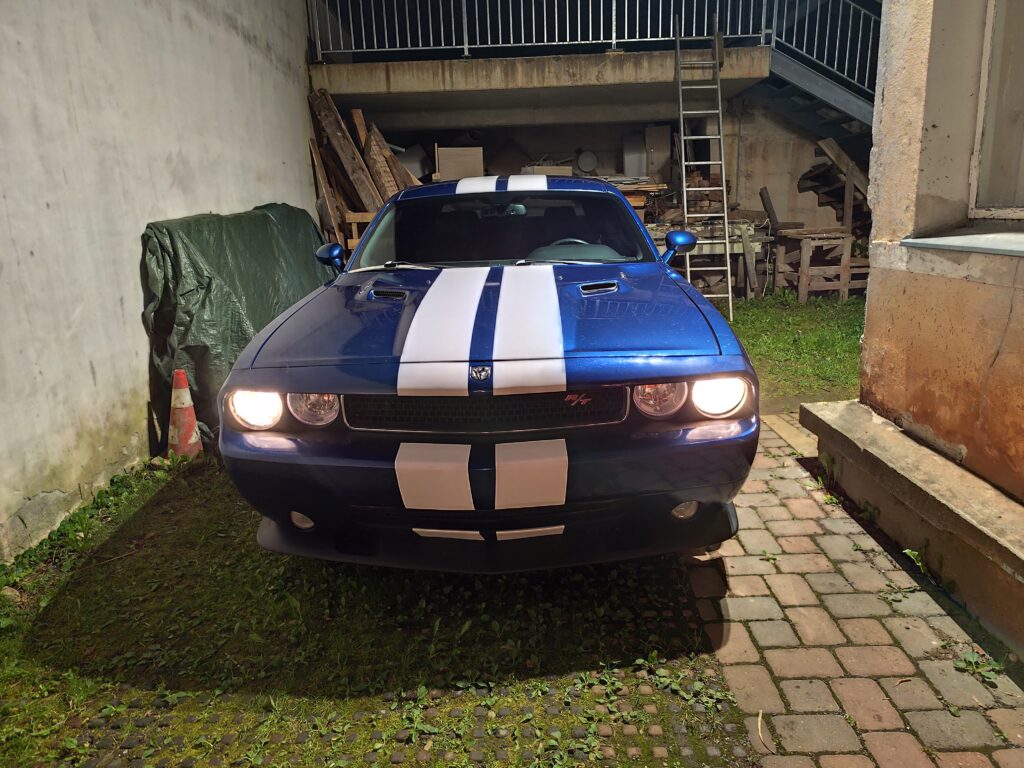 Dodge Challenger esiklaasi vahetus Tartus + Aquavelox nanovaha